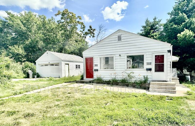 Des Moines Condo: 1210 1/2 West Street