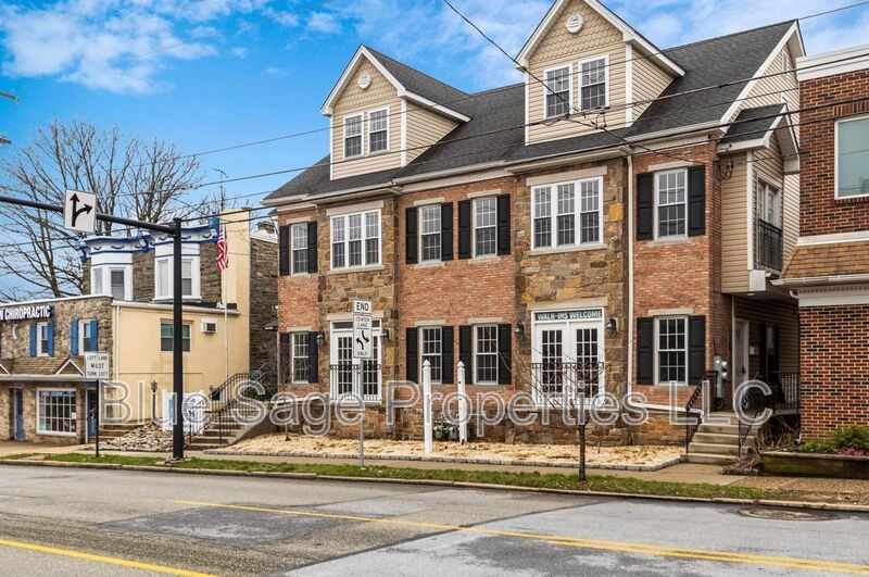 Media Condo: 432 E Baltimore Ave