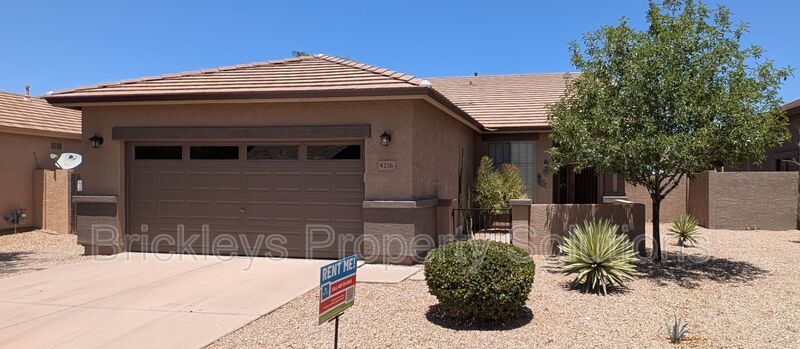 Gilbert House: 4236 E Oxford Ln