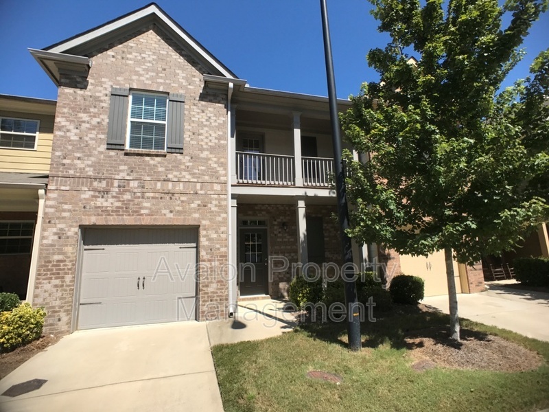 Acworth House: 206 Madison Ave