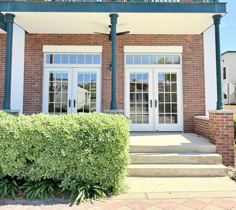 Pensacola Condo: 415 E. Romana St.