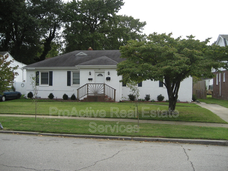 Norfolk House: 725-B Carolina Avenue