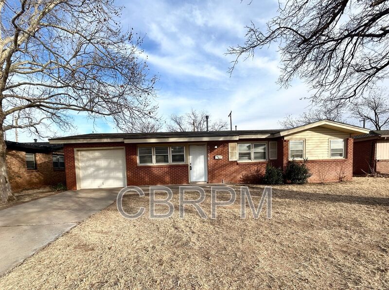 Lubbock House: 5316 31st Street