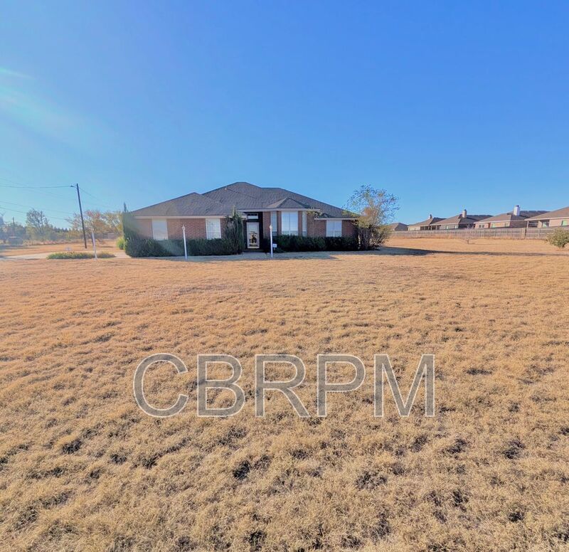Lubbock House: 8909 19th Street