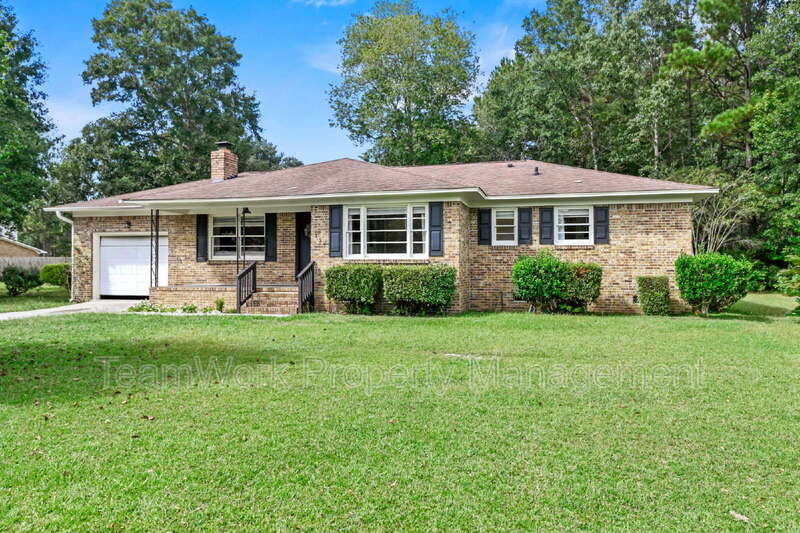 Moncks Corner House: 137 Ravenell Street