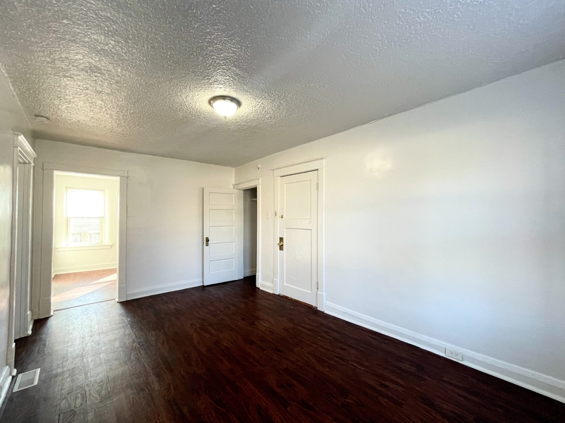 St Louis Condo: 7210 Lyndover Pl