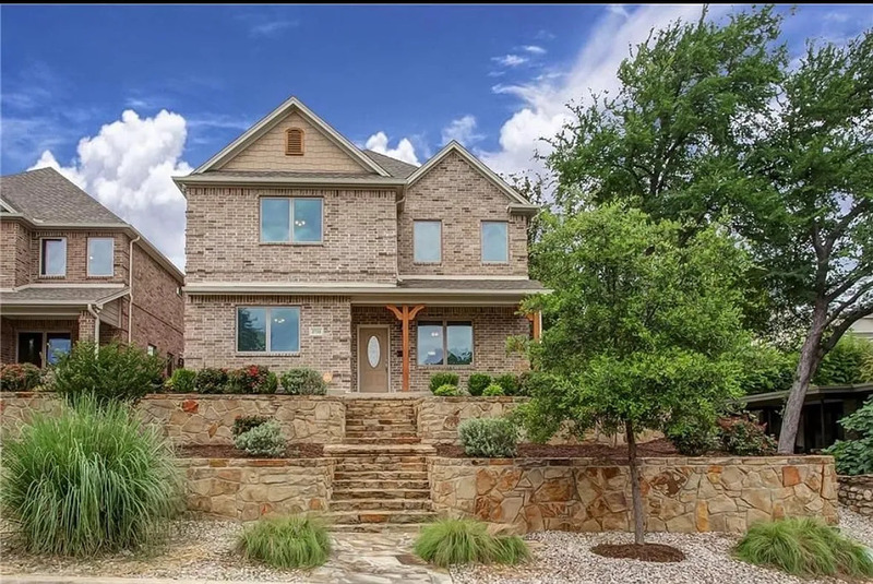 Fort Worth House: 2732 Sandage Avenue