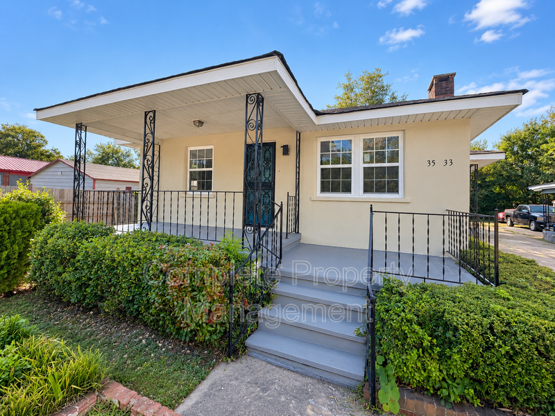 Birmingham House: 3533 Jefferson Avenue Southwest