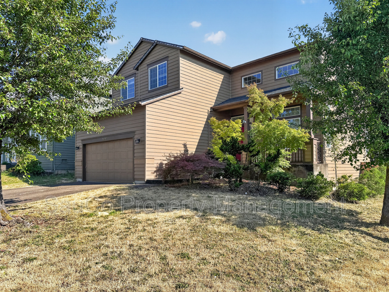 Portland House: 15392 NW Dane Lane