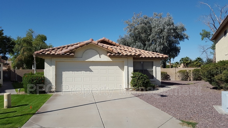 Avondale House: 3122 N 115th Ln