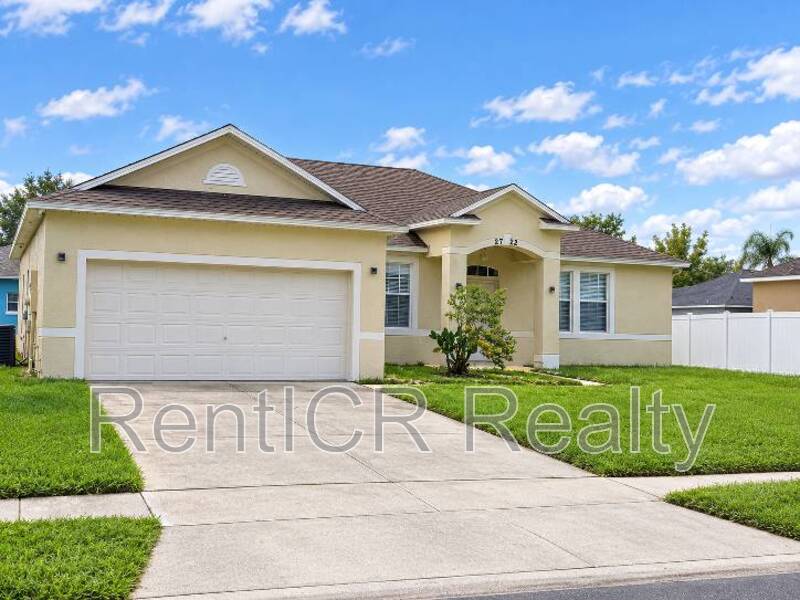 Kissimmee House: 2723 Woodstream Circle