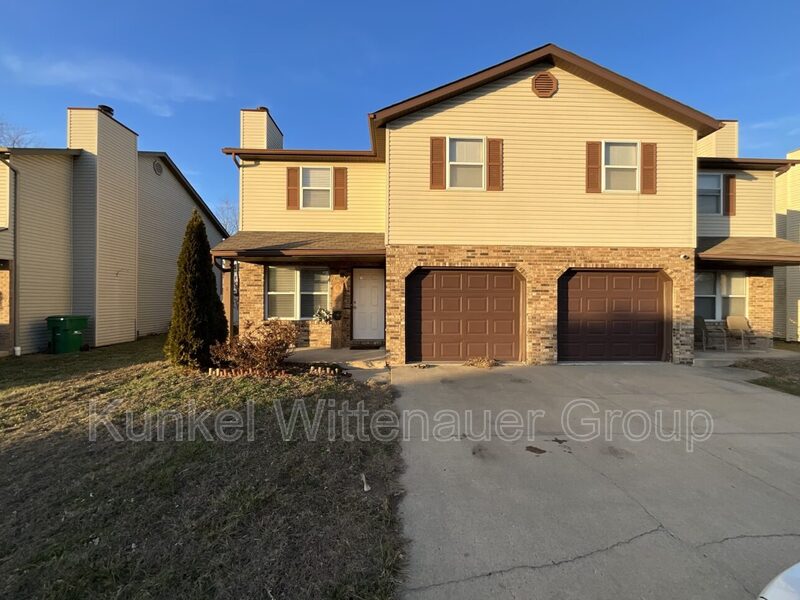 Belleville Condo: 1935 Chevy Drive