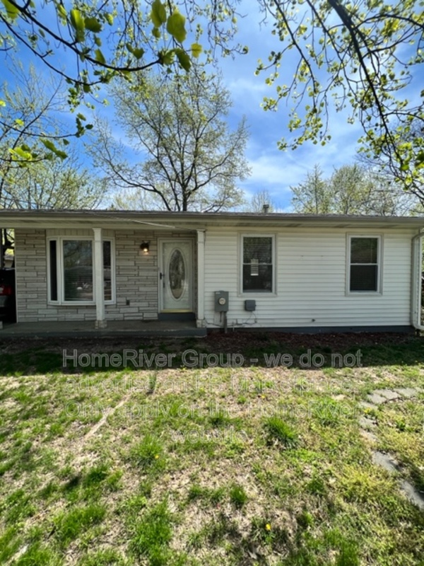 Saint Louis House: 12344 Spanish Pond Rd