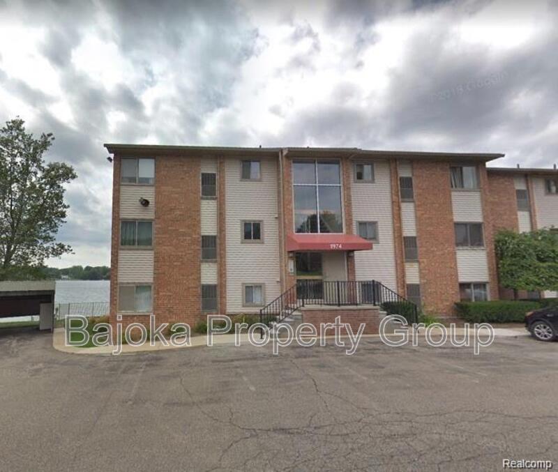 Bloomfield Hills Condo: 1974 Klingensmith Road
