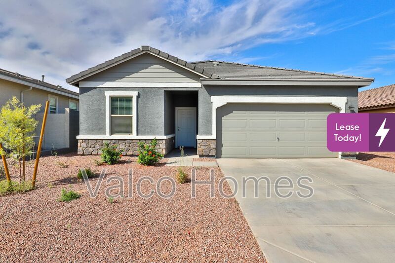 Litchfield Park House: 19582 W Annika Dr