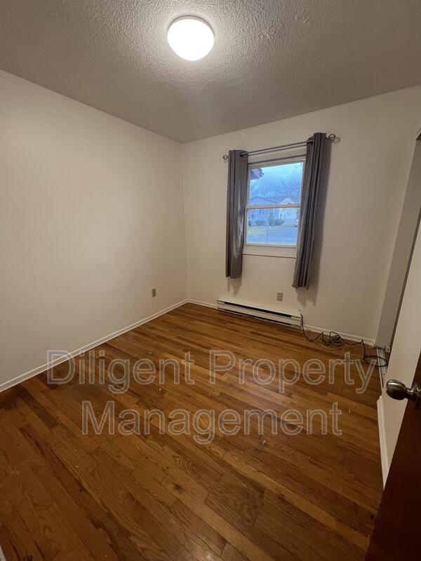 Peterborough House: 1556 Redwood Drive