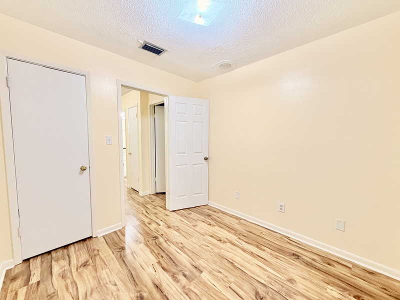 Shalimar Condo: 41 12th Street - 1