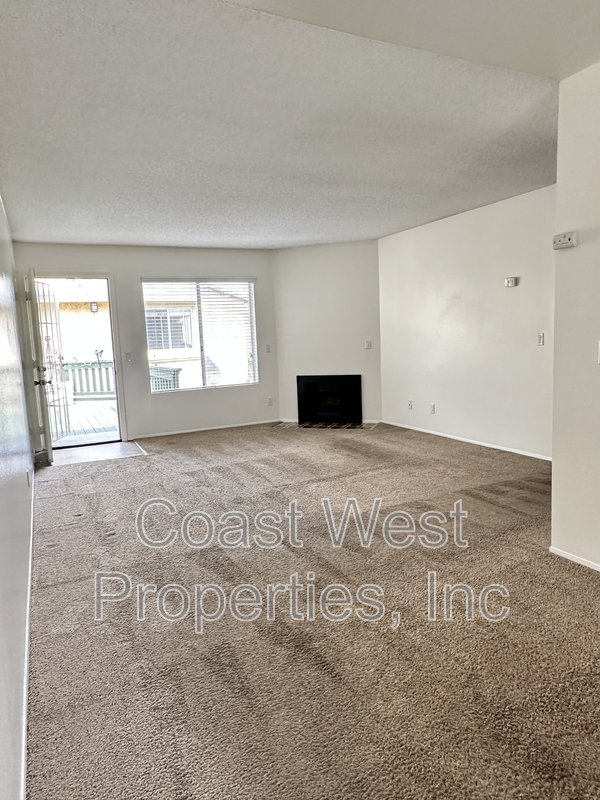 Carlsbad Condo: 495 Chestnut Ave - D