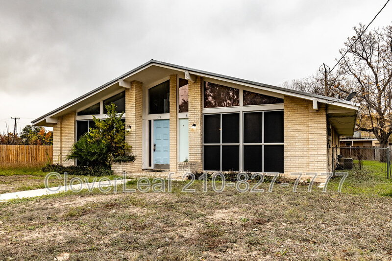 Kirby Condo: 317 Gaiety Ln