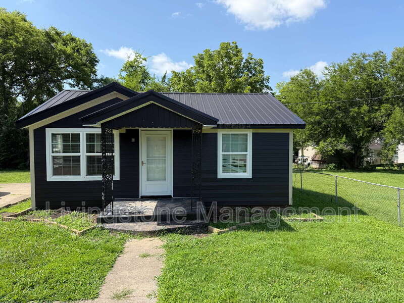 Gallatin House: 631 Union Park