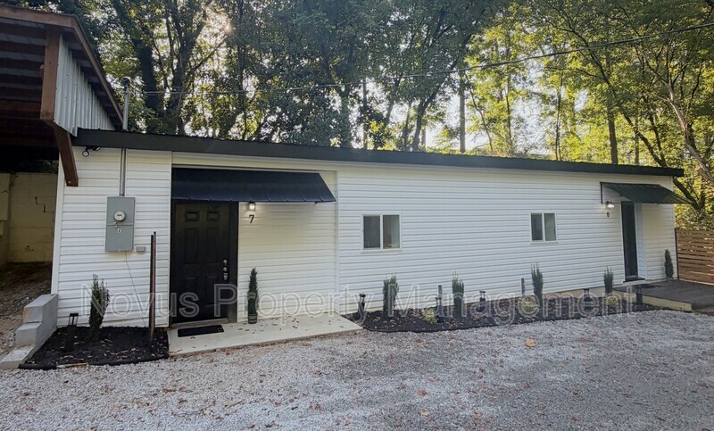 Bremen Condo: 901 Pacific Avenue