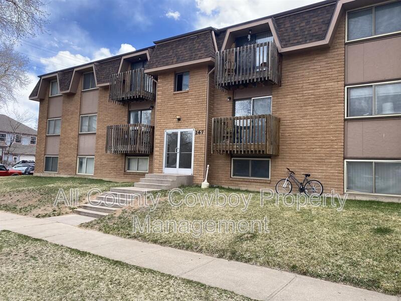Laramie Condo: 267 N. 8th St.