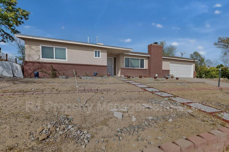 Rio Rancho House: 4113 La Colorada Court Southeast