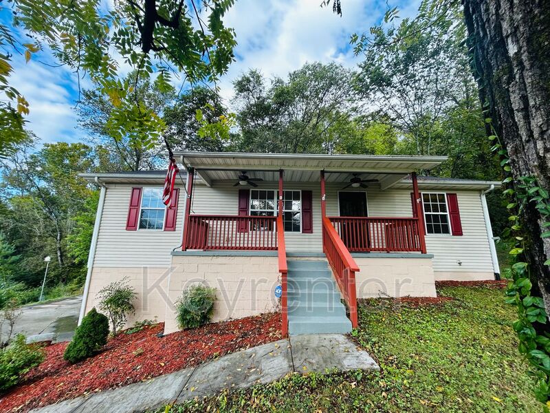 Knoxville House: 4417 Fawnie Ln.