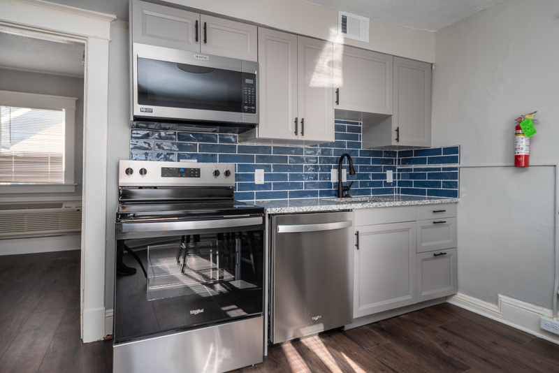 Lawrence Condo: 1228 Louisiana Street - 2