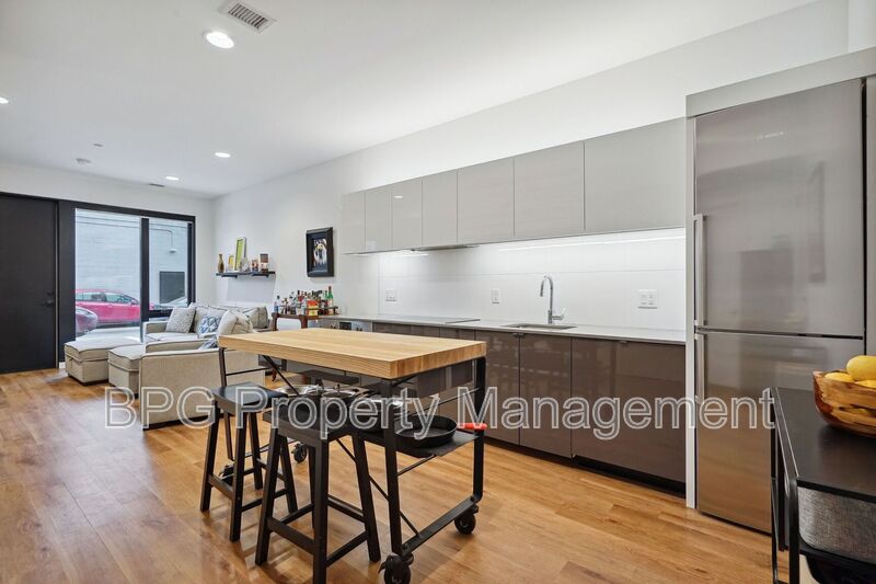 Washington Condo: 57 N Street NW