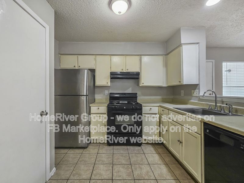 Austin Condo: 9900 Roxanna Dr