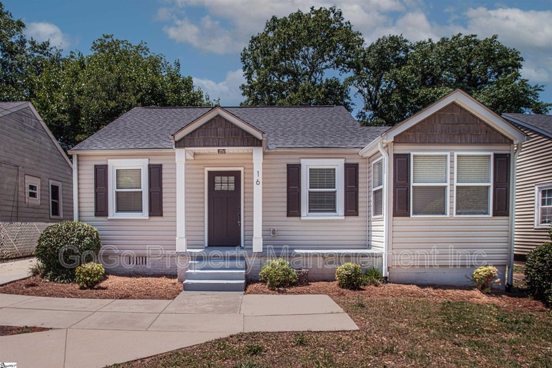 Greenville House: 16 Anchorage Drive