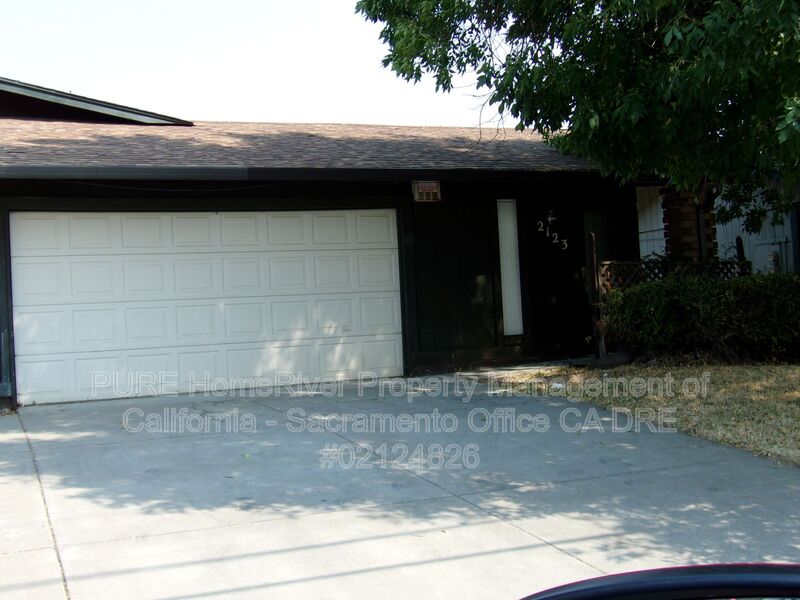 Sacramento Condo: 2121-2123