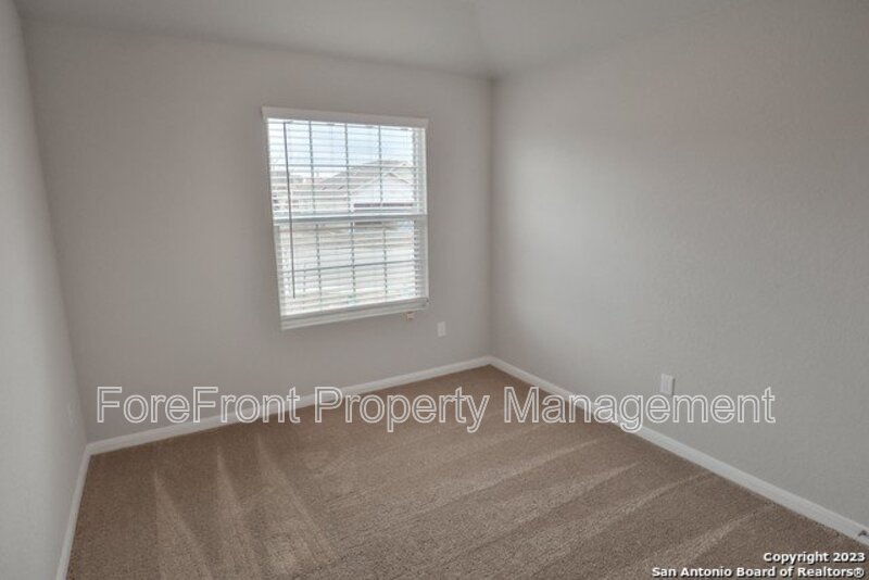 12023 Links Parkway San Antonio TX 78221 - Photo 12