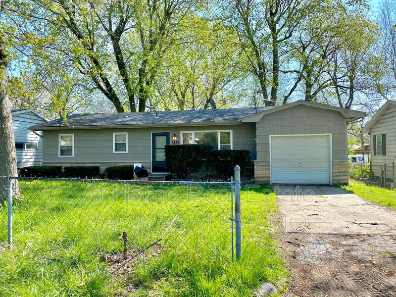 Springfield House: 1336 S Estate