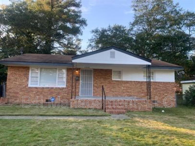 Columbus House: 1045 Enoch Drive