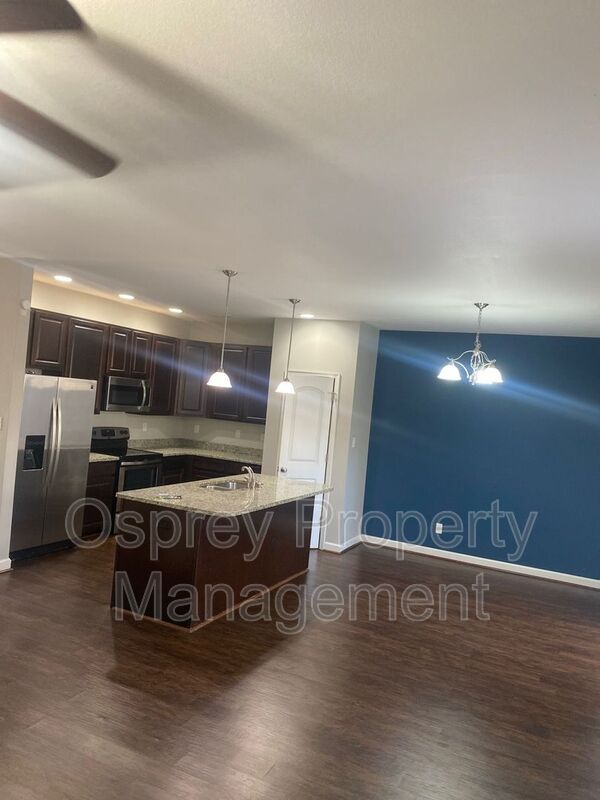 Beautiful 3 Bedroom TownHome on a Cul-de-sac - Photo 19