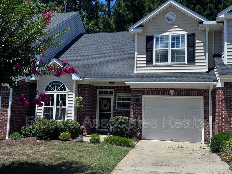 Apex House: 2007 White Pond Court