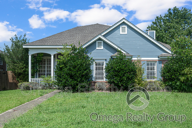 Montgomery House: 2320 Mill Ridge Dr