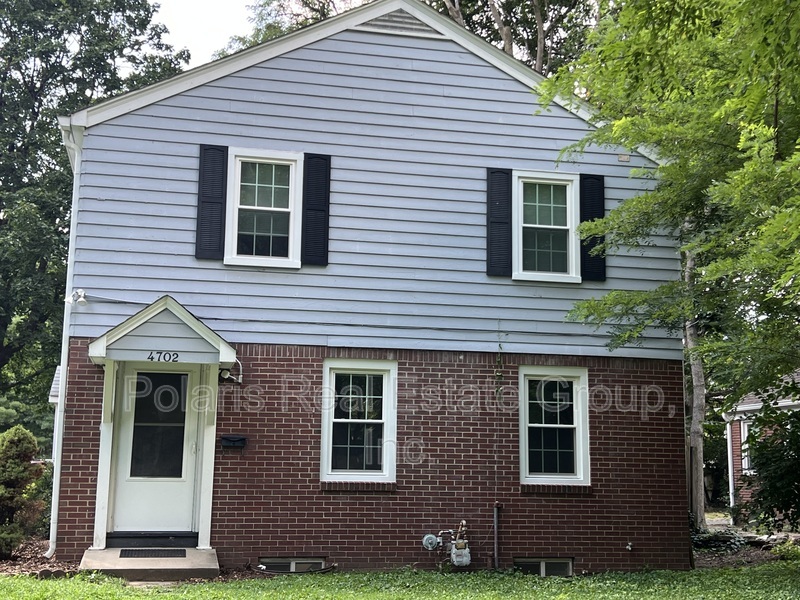 Indianapolis House: 4702 Rookwood Ave