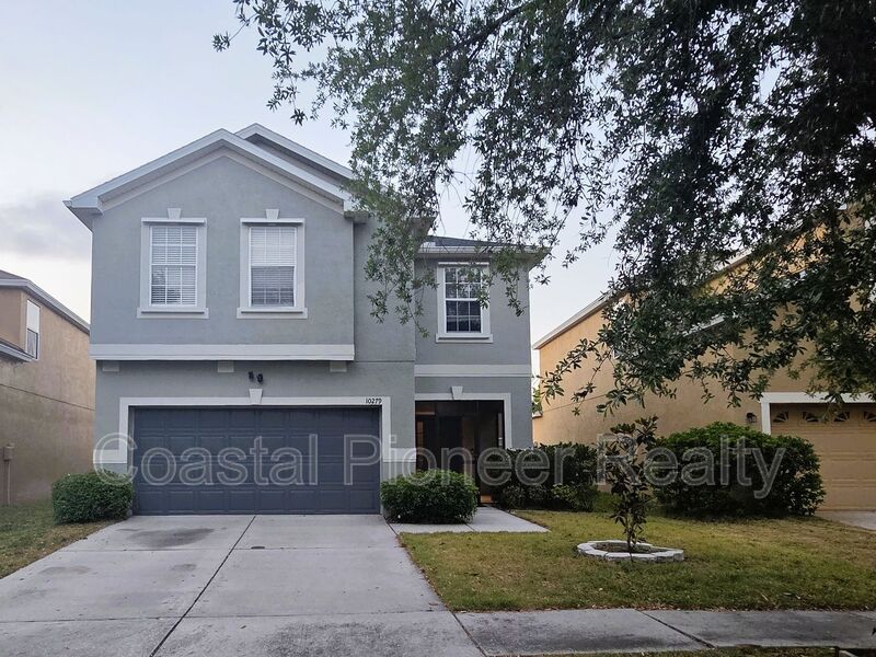 Ruskin House: 10279 Newminster Loop