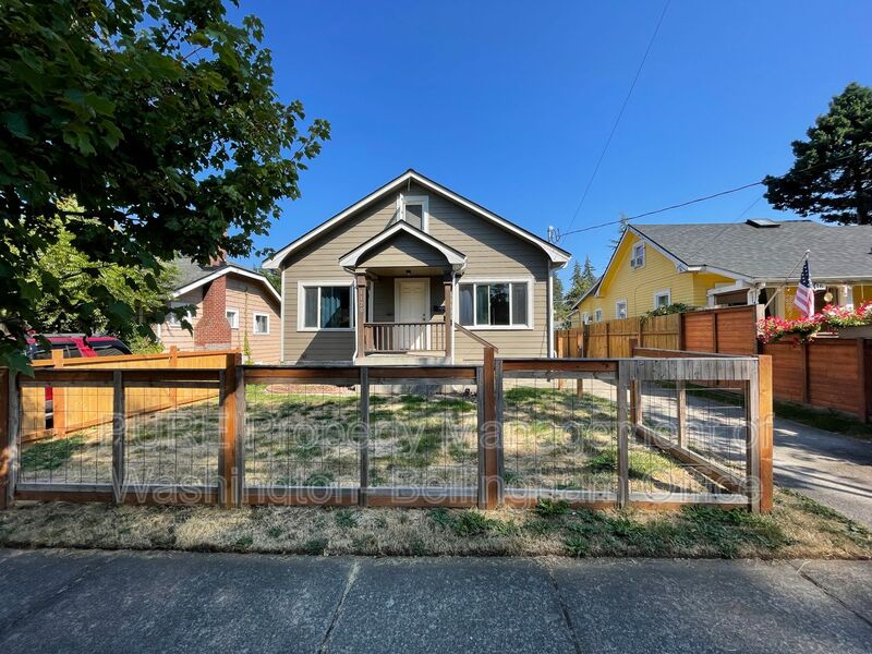Bellingham House: 1120 Grant Street