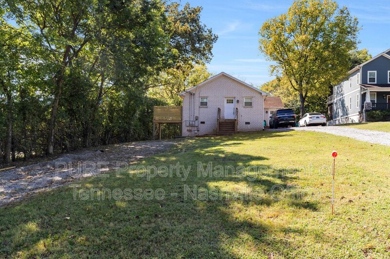 Nashville Condo: 622 Maplewood Ln