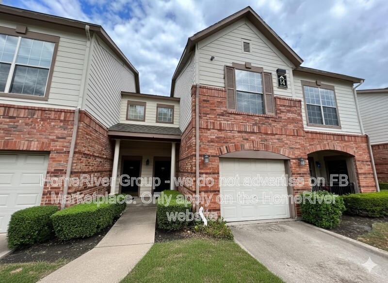 Plano Townhome: 2524 Preston Rd