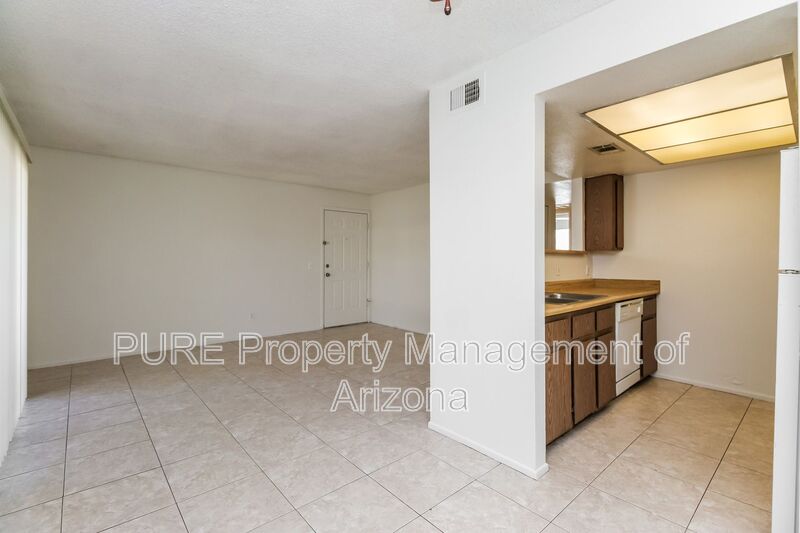 Tempe Condo: 616 S Hardy Dr