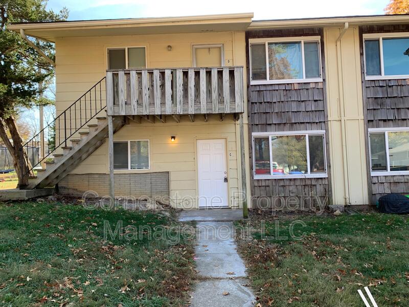 Tonganoxie Condo: 202 Grace - C