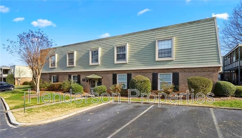 Charlotte Condo: 2614-D Park Road
