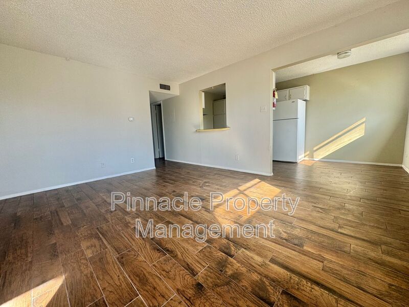 San Angelo Condo: 332 Preusser