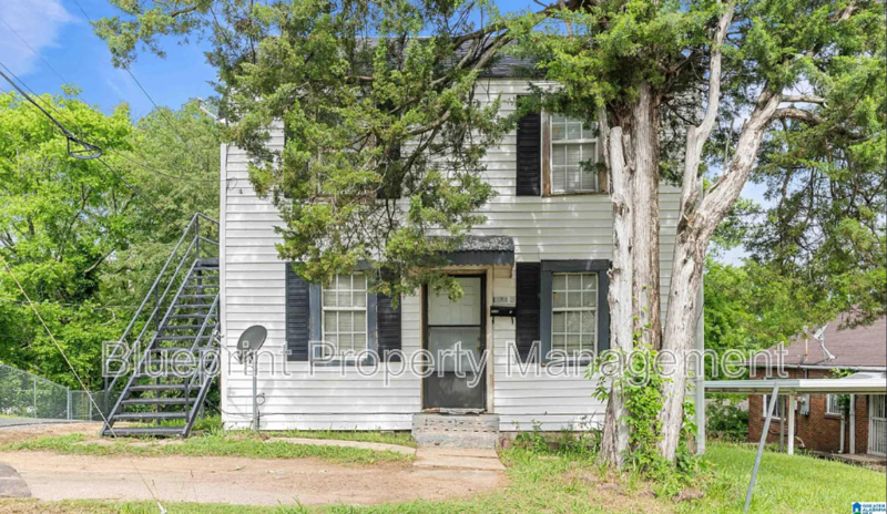 Birmingham House: 3944 40th Street N