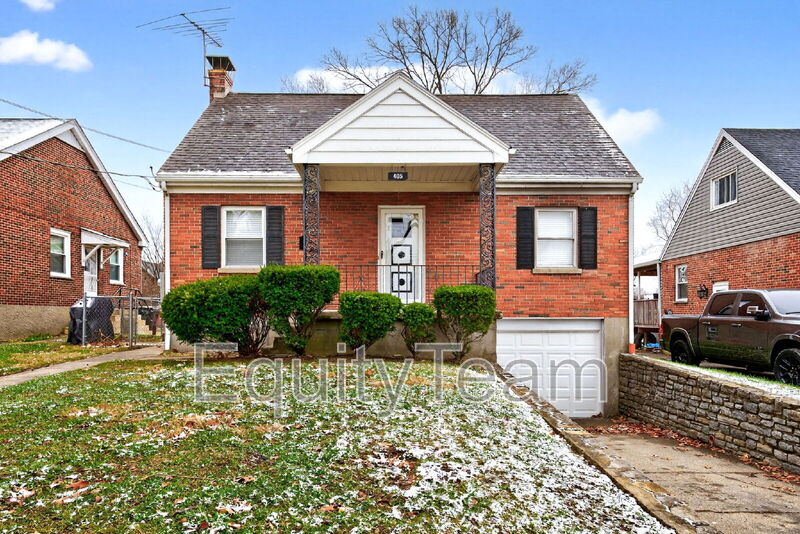 Cincinnati House: 405 Home Avenue